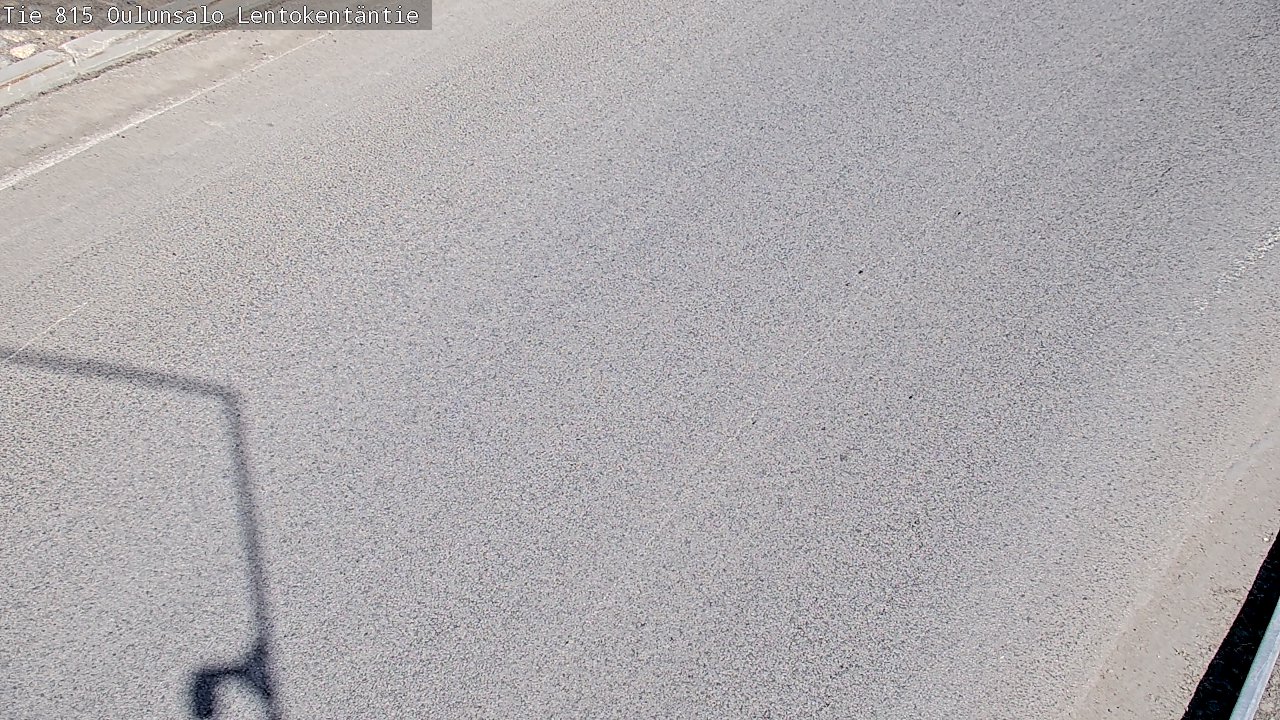 Weather Camera Image Väg 816 Uleåsalo, Lentokentäntie, Oulu, Pohjois-Pohjanmaa