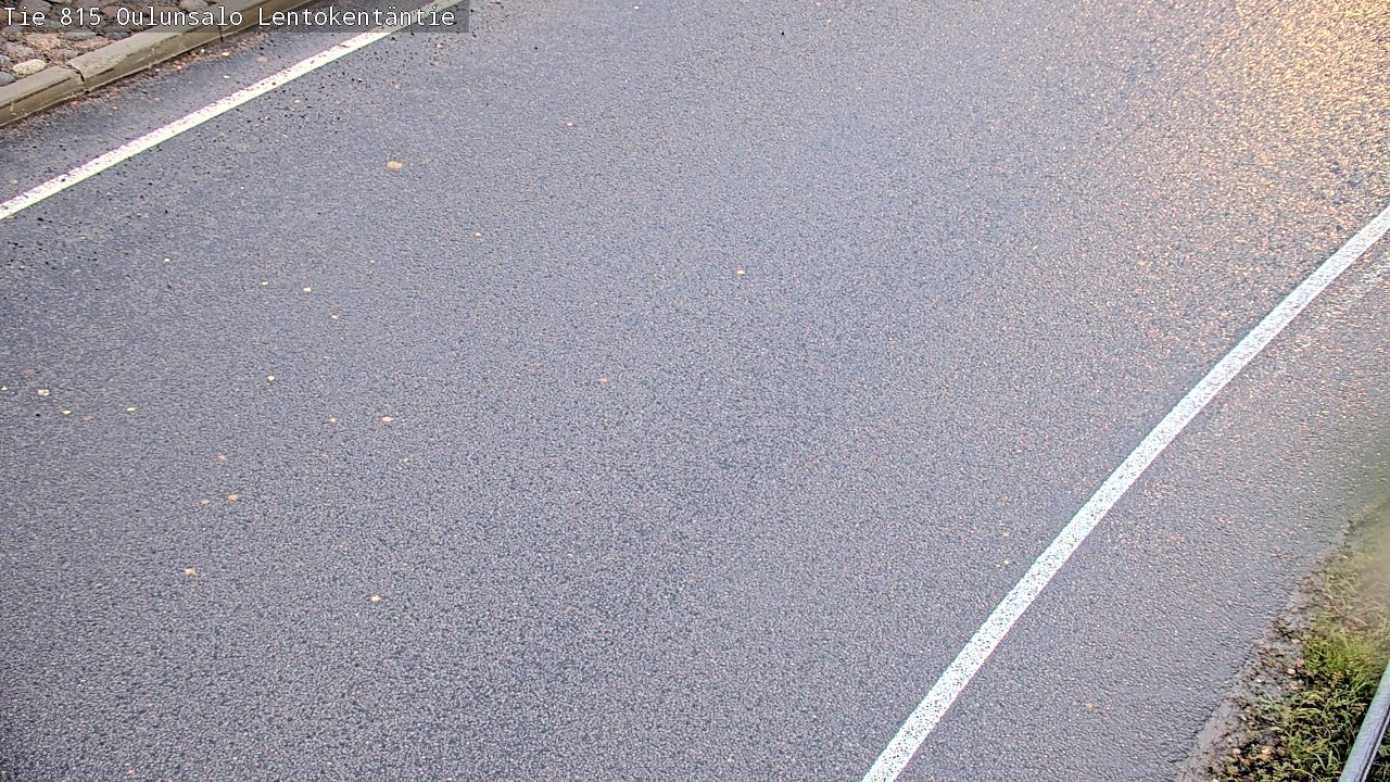 Weather Camera Image Väg 816 Uleåsalo, Lentokentäntie, Oulu, Pohjois-Pohjanmaa