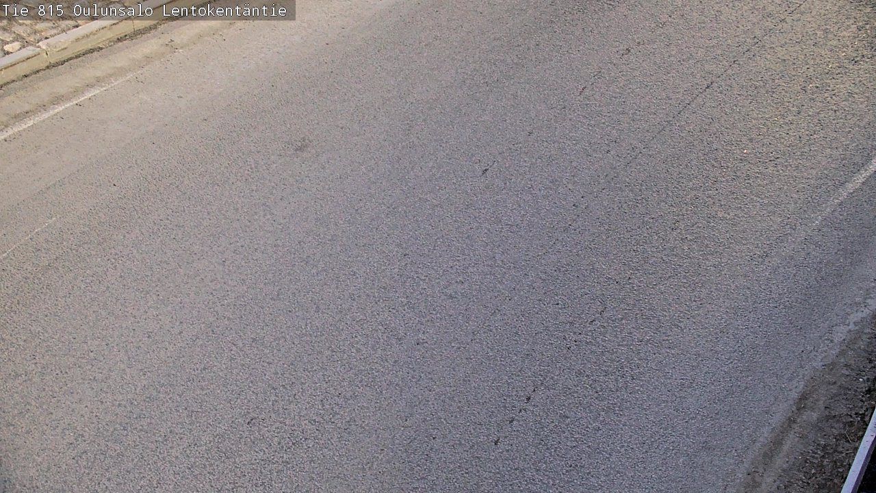 Weather Camera Image Väg 816 Uleåsalo, Lentokentäntie, Oulu, Pohjois-Pohjanmaa