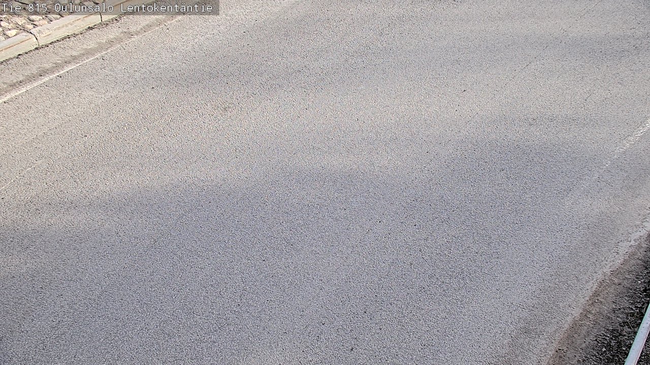 Weather Camera Image Väg 816 Uleåsalo, Lentokentäntie, Oulu, Pohjois-Pohjanmaa