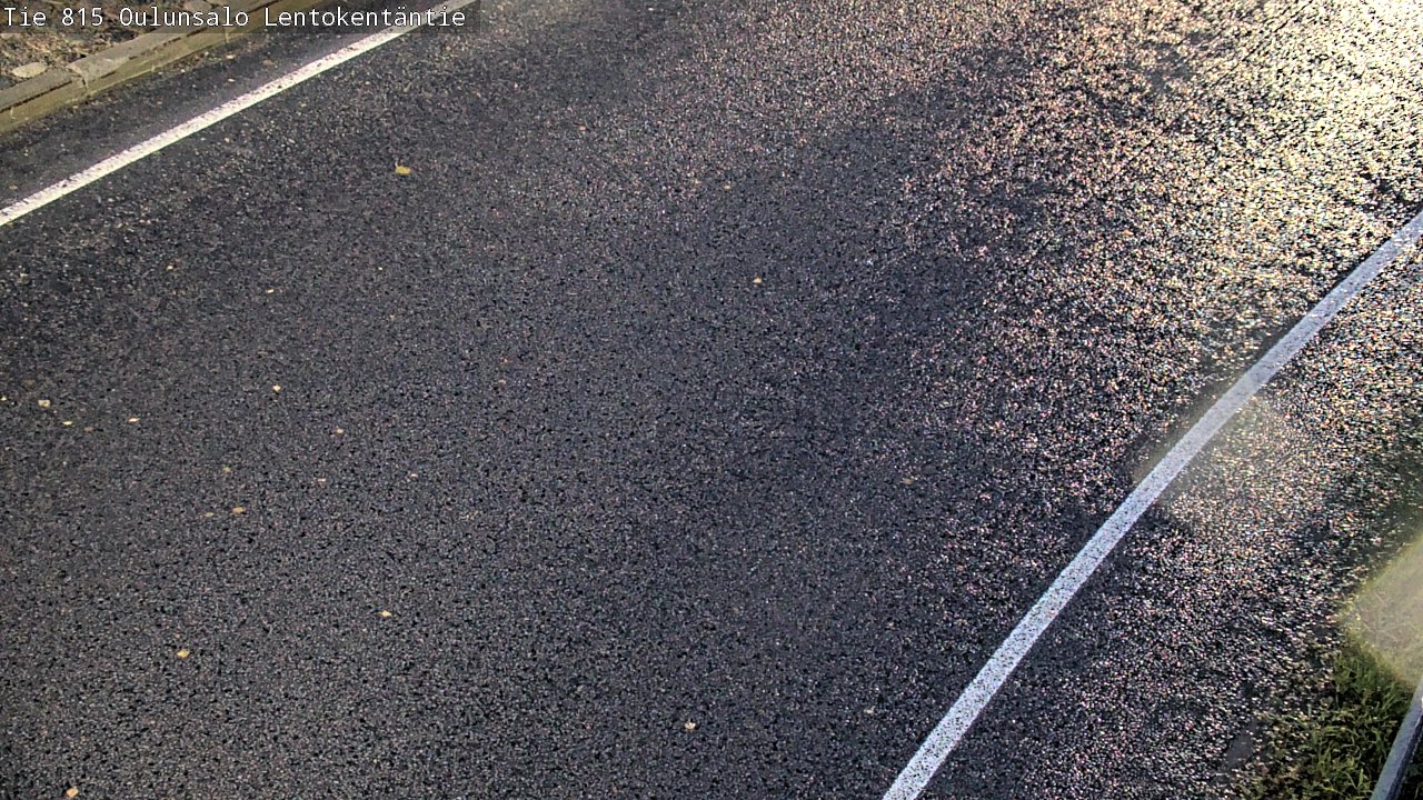 Weather Camera Image Väg 816 Uleåsalo, Lentokentäntie, Oulu, Pohjois-Pohjanmaa