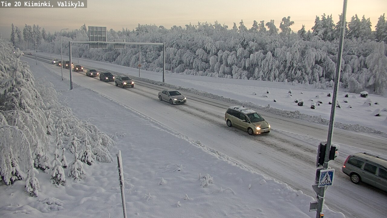 Weather Camera Image Road 20 Oulu Kiiminki, Välikylä, Oulu, Pohjois-Pohjanmaa