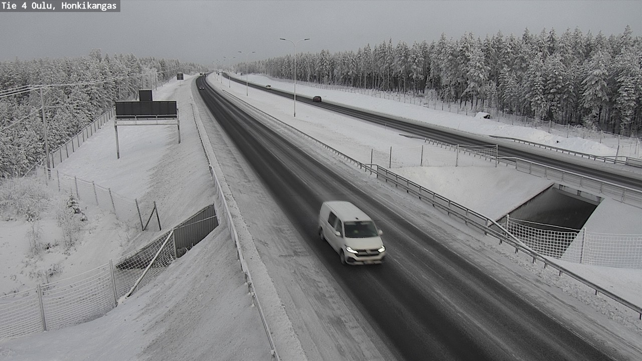 Weather Camera Image Väg 4 Oulu, Honkikangas, Oulu, Pohjois-Pohjanmaa