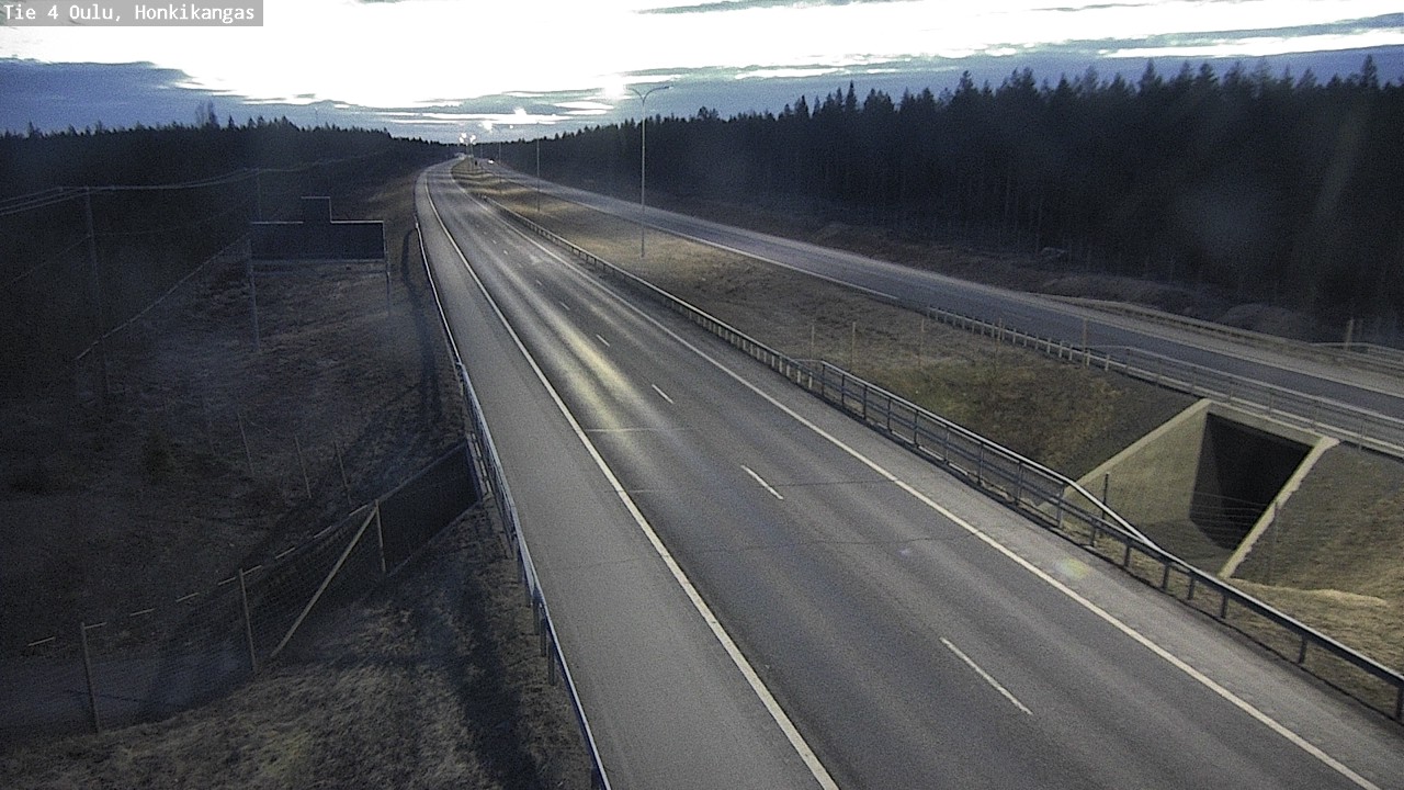 Weather Camera Image Väg 4 Oulu, Honkikangas, Oulu, Pohjois-Pohjanmaa