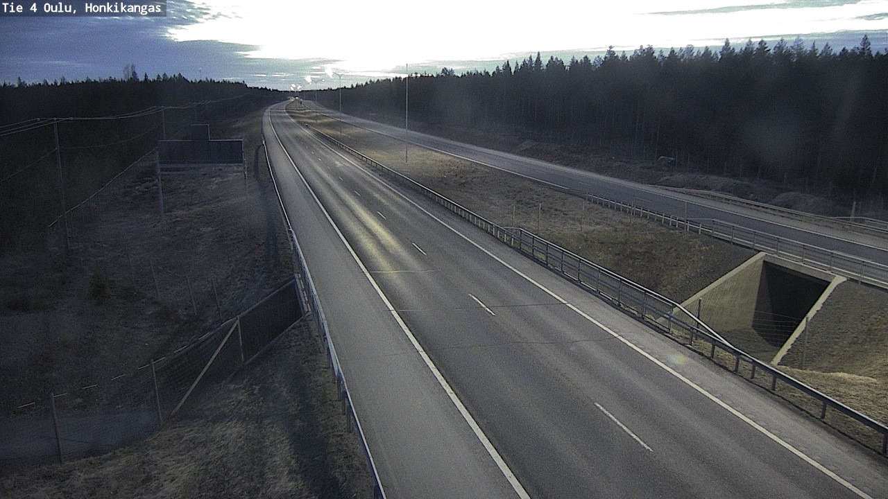 Weather Camera Image Väg 4 Oulu, Honkikangas, Oulu, Pohjois-Pohjanmaa