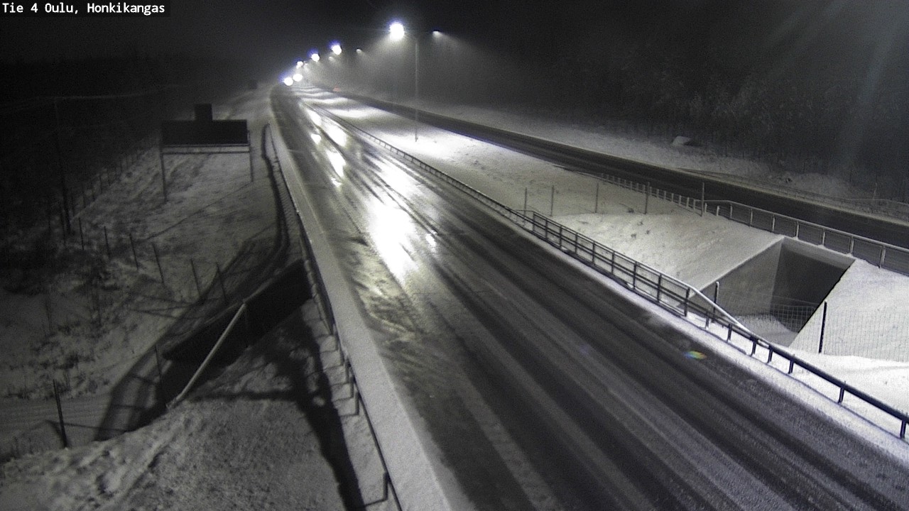 Weather Camera Image Väg 4 Oulu, Honkikangas, Oulu, Pohjois-Pohjanmaa