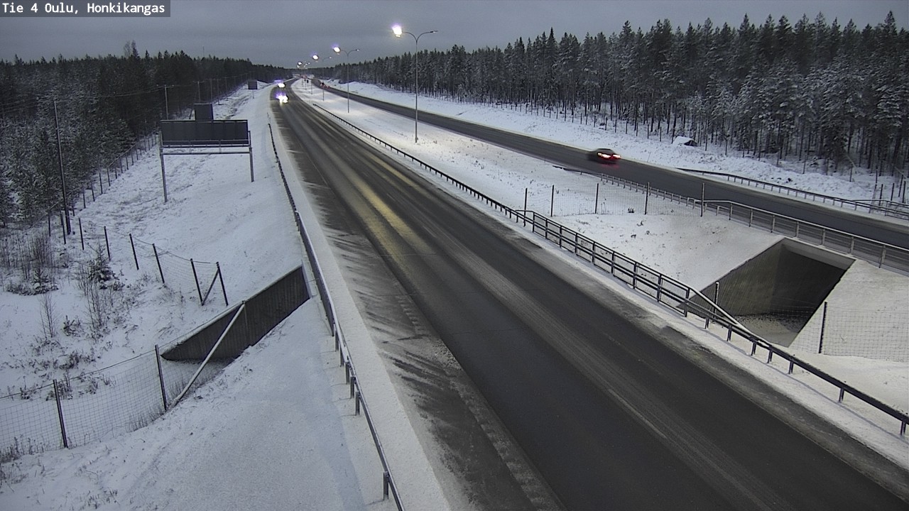 Weather Camera Image Väg 4 Oulu, Honkikangas, Oulu, Pohjois-Pohjanmaa