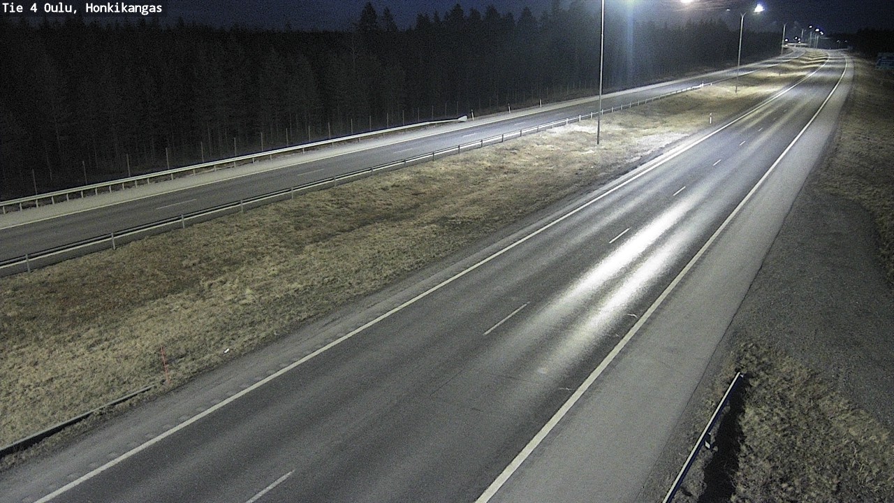 Weather Camera Image Väg 4 Oulu, Honkikangas, Oulu, Pohjois-Pohjanmaa