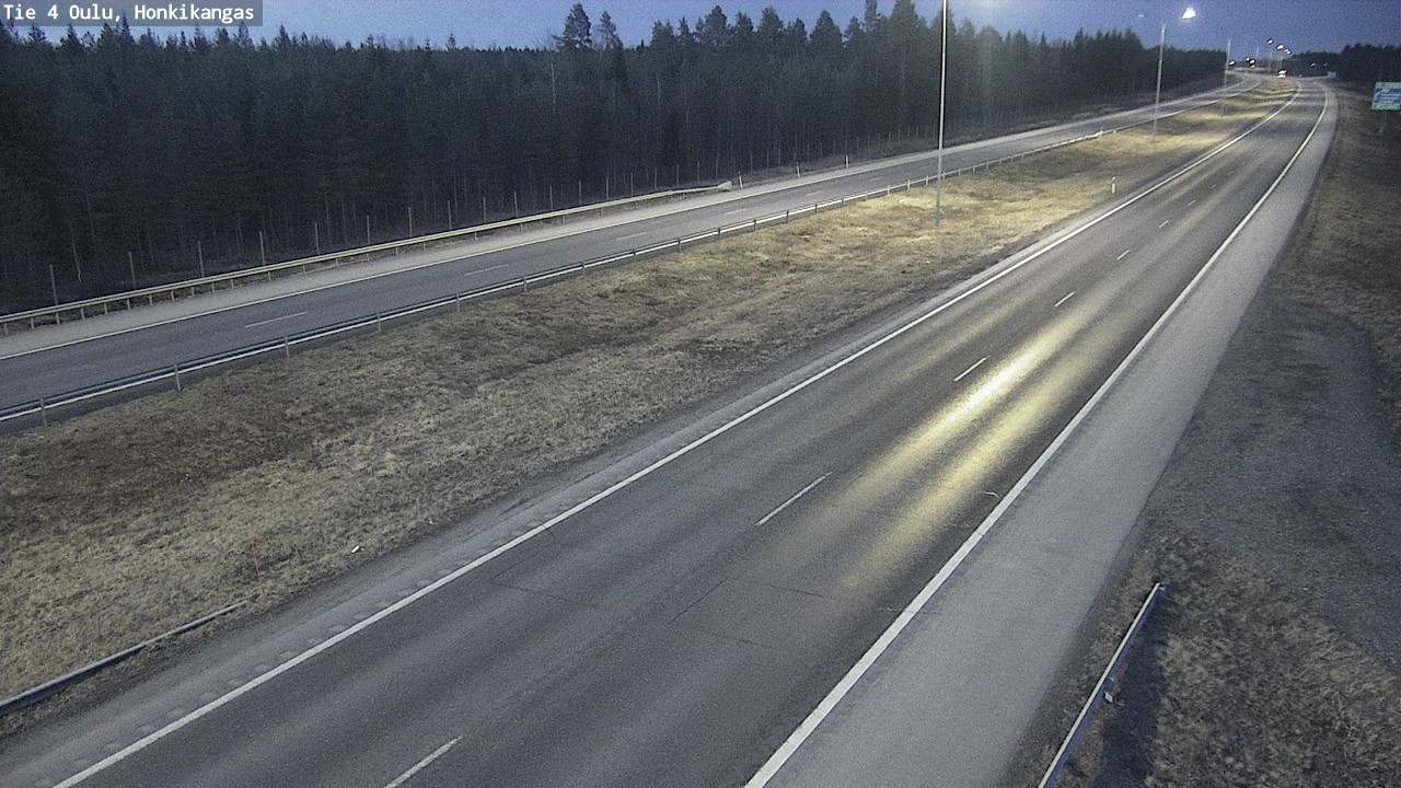 Weather Camera Image Väg 4 Oulu, Honkikangas, Oulu, Pohjois-Pohjanmaa