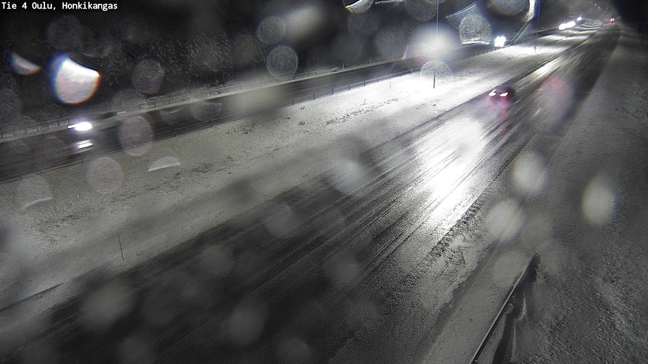 Weather Camera Image Väg 4 Oulu, Honkikangas, Oulu, Pohjois-Pohjanmaa