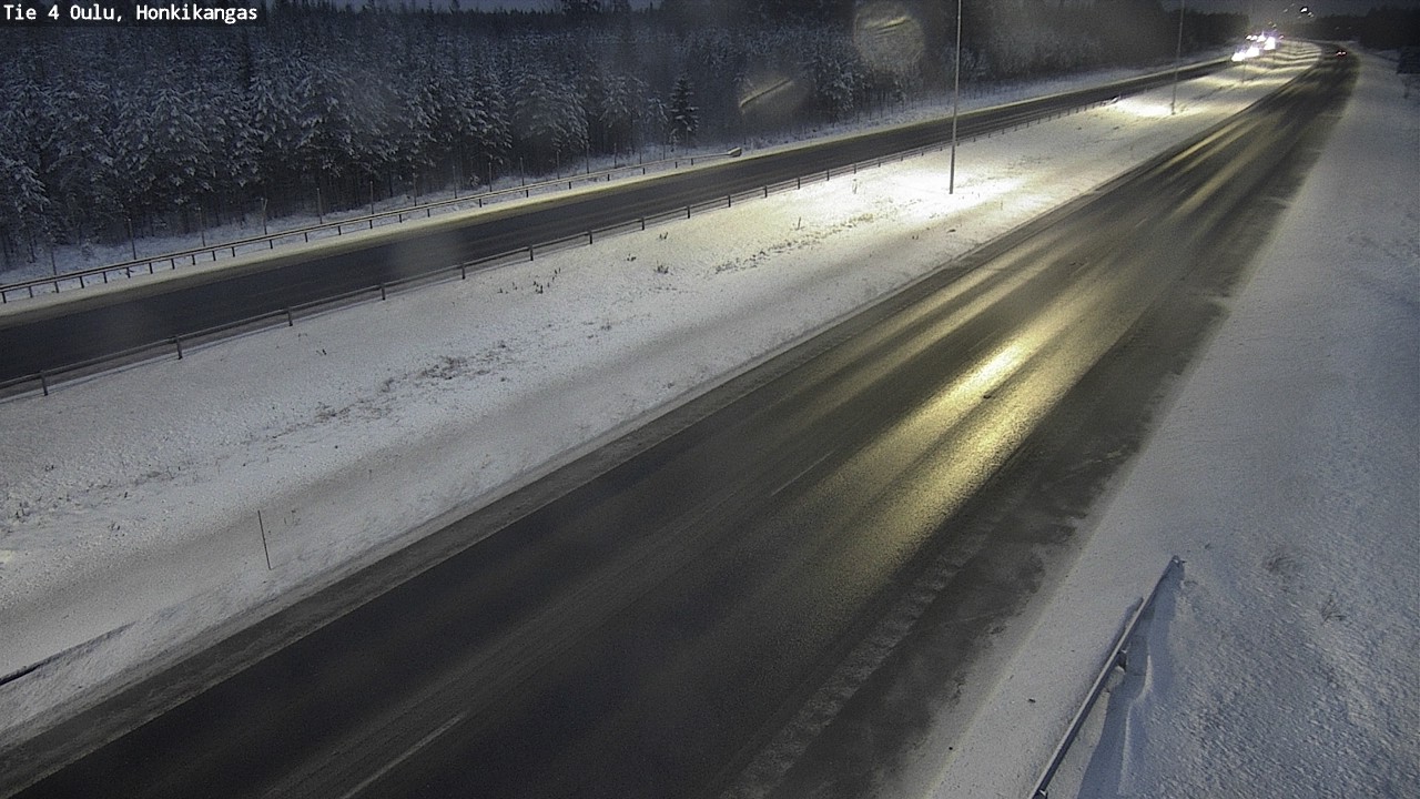 Weather Camera Image Väg 4 Oulu, Honkikangas, Oulu, Pohjois-Pohjanmaa