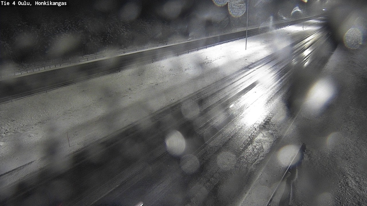 Weather Camera Image Väg 4 Oulu, Honkikangas, Oulu, Pohjois-Pohjanmaa