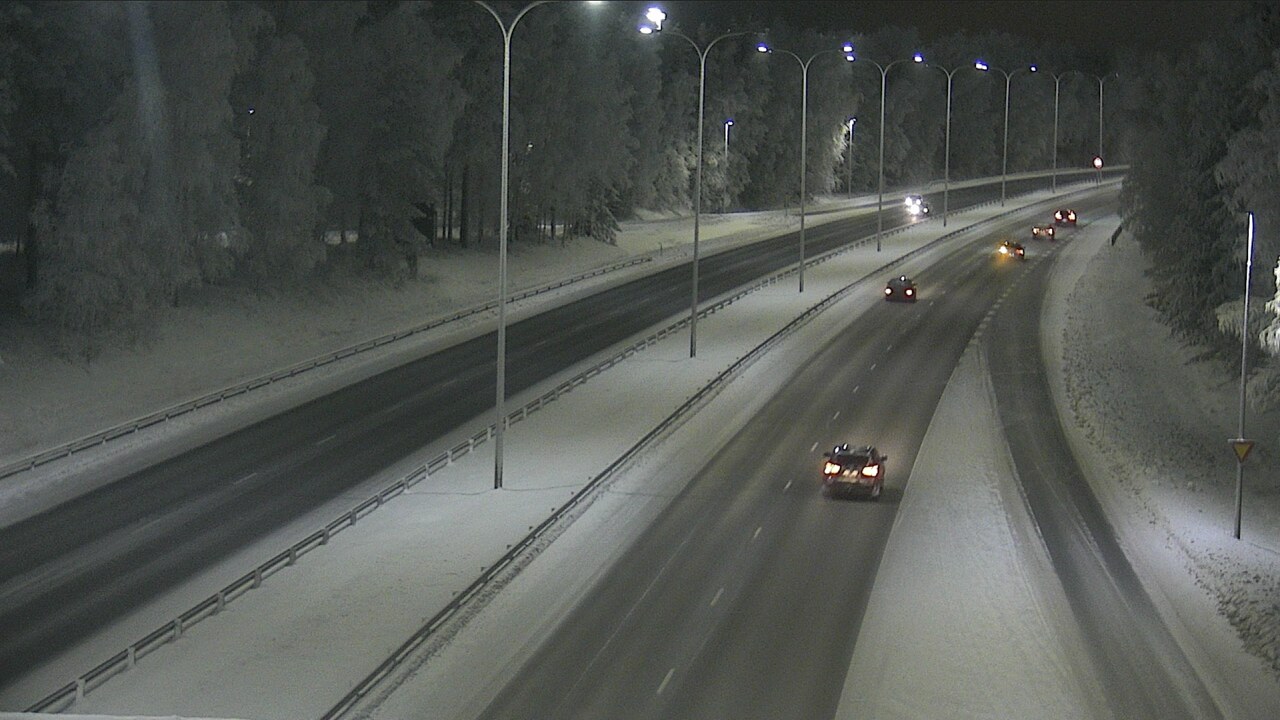 Weather Camera Image Road 4 Oulu, Isko, Oulu, Pohjois-Pohjanmaa