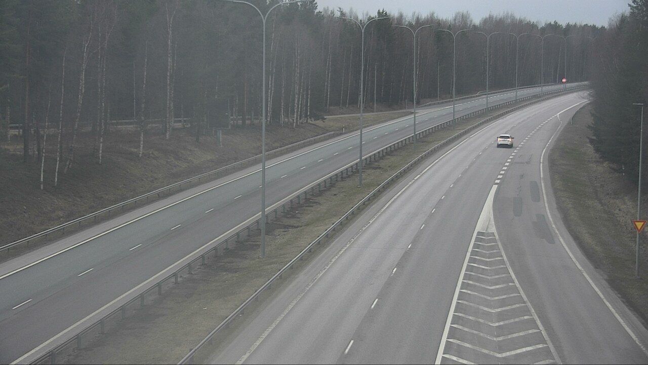 Weather Camera Image Väg 4 Uleåborg, Isko, Oulu, Pohjois-Pohjanmaa