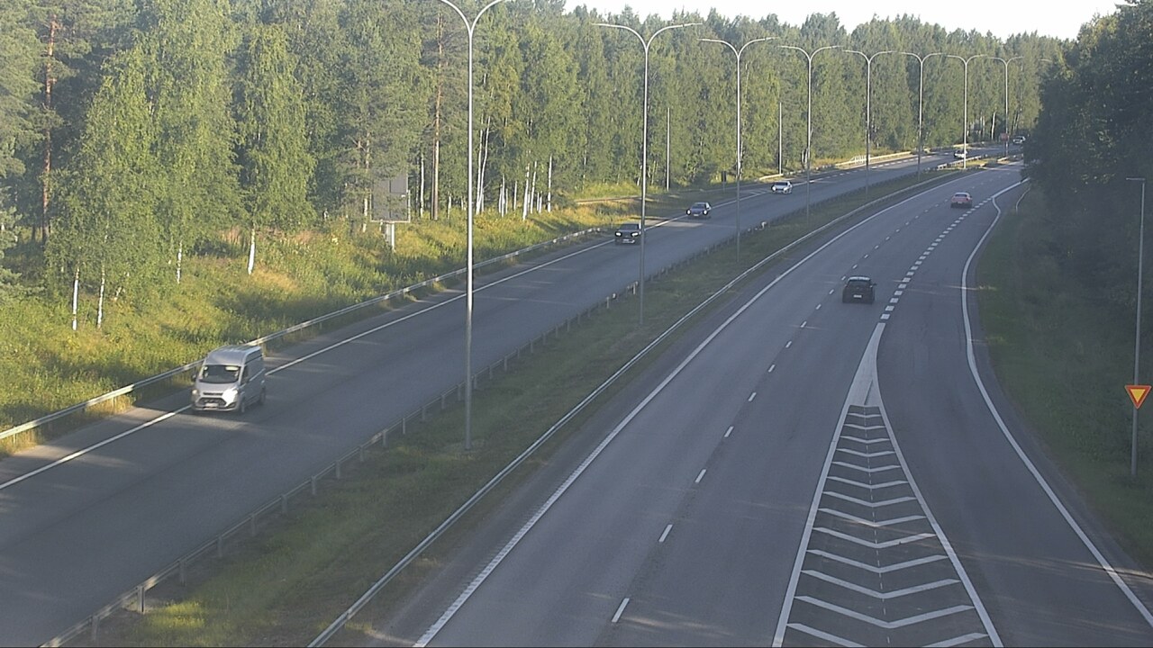 Weather Camera Image Road 4 Oulu, Isko, Oulu, Pohjois-Pohjanmaa