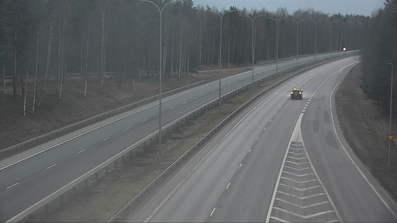 Weather Camera Image Väg 4 Uleåborg, Isko, Oulu, Pohjois-Pohjanmaa