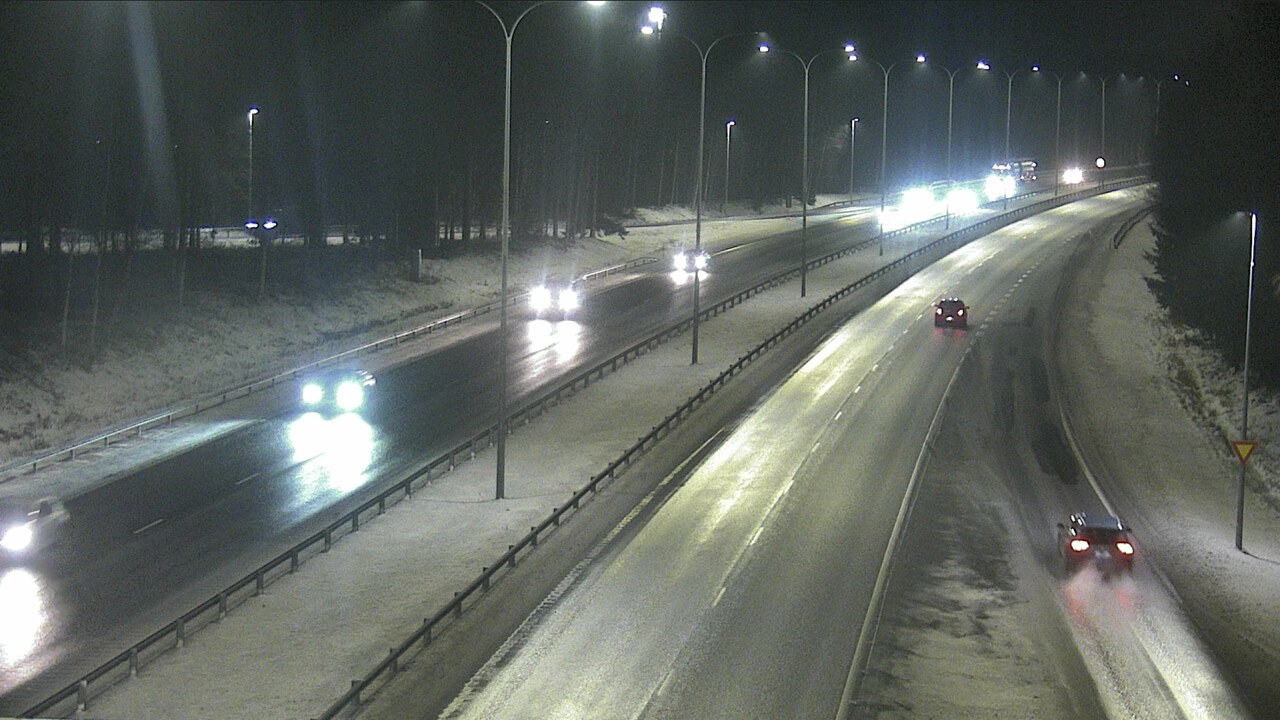 Weather Camera Image Väg 4 Uleåborg, Isko, Oulu, Pohjois-Pohjanmaa