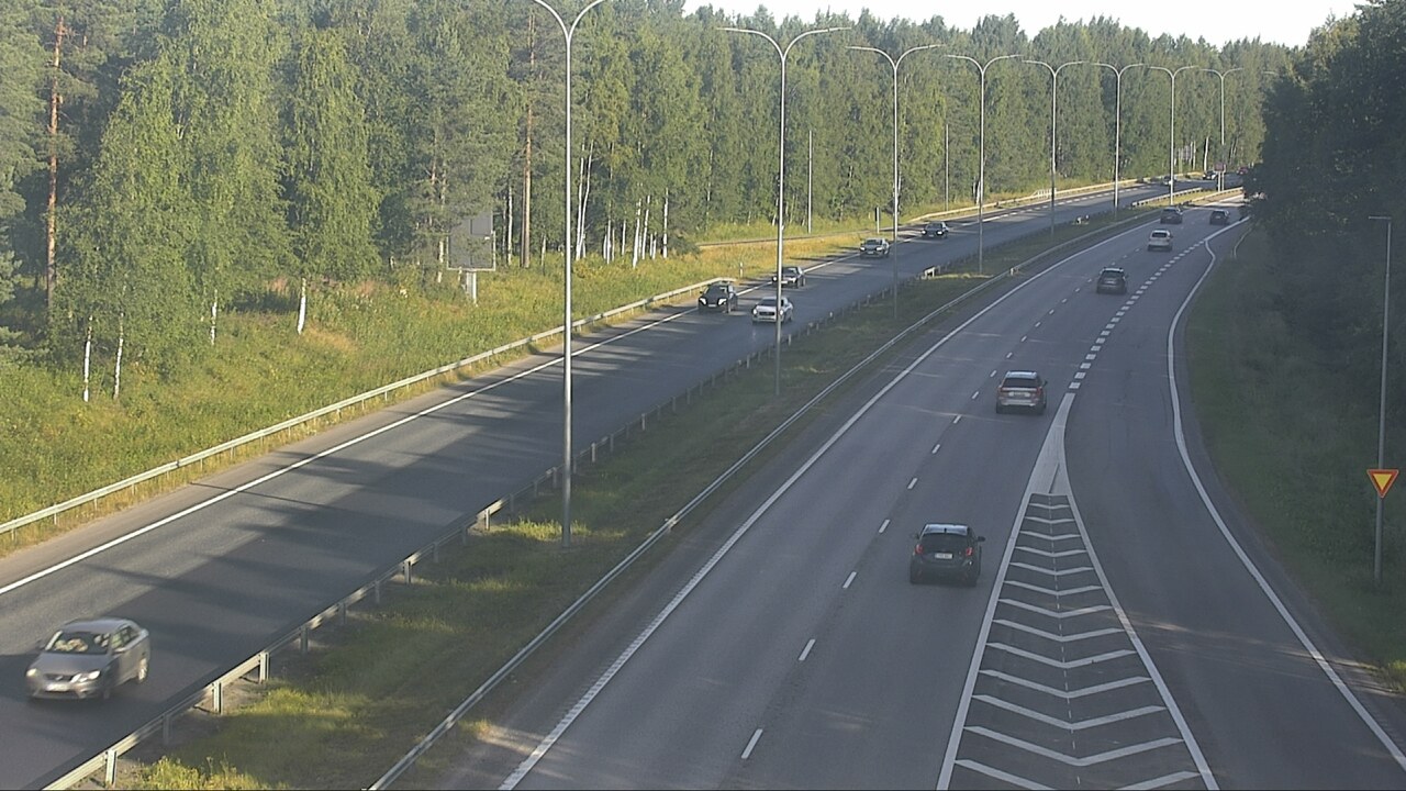 Weather Camera Image Road 4 Oulu, Isko, Oulu, Pohjois-Pohjanmaa