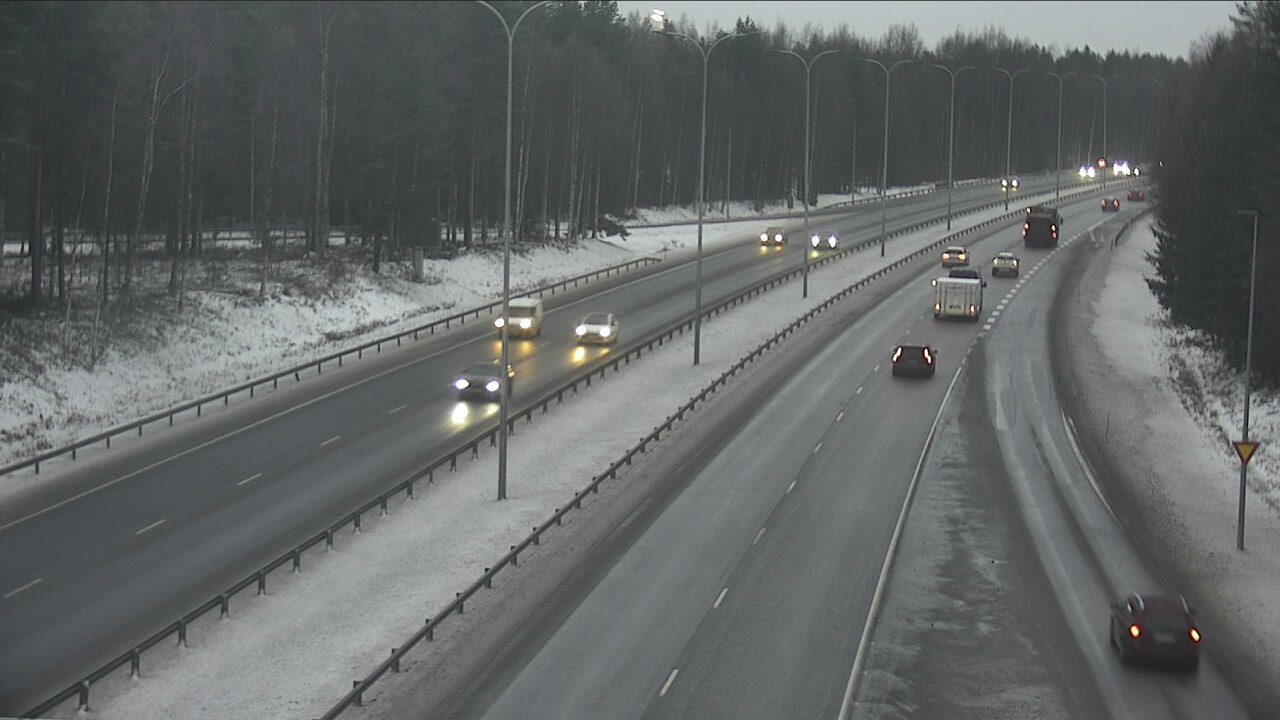 Weather Camera Image Road 4 Oulu, Isko, Oulu, Pohjois-Pohjanmaa