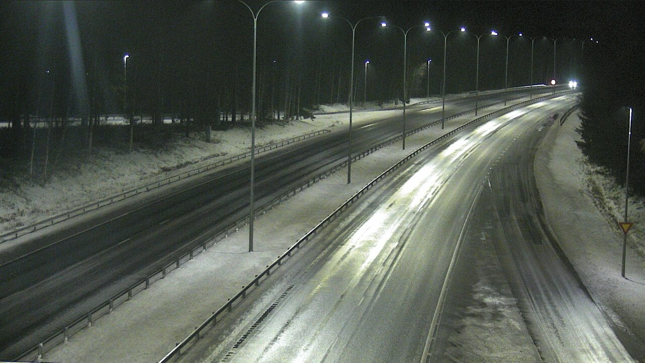 Weather Camera Image Road 4 Oulu, Isko, Oulu, Pohjois-Pohjanmaa