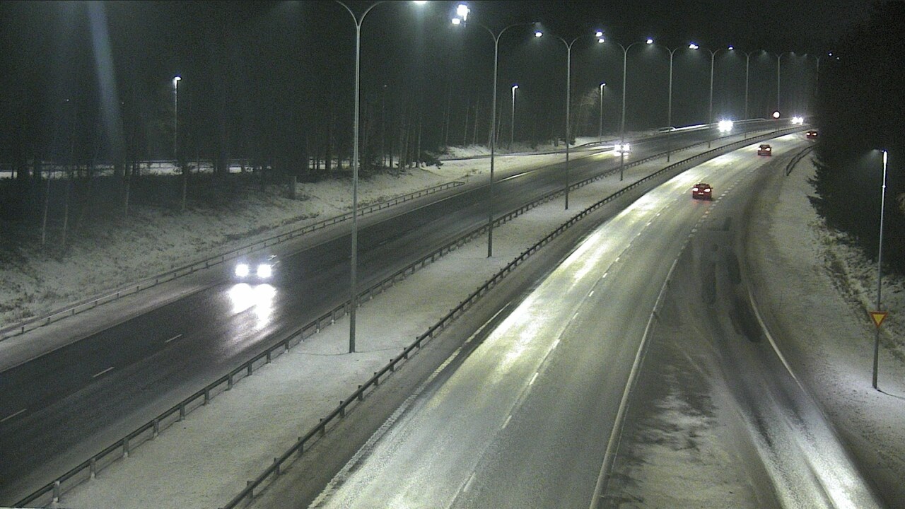 Weather Camera Image Väg 4 Uleåborg, Isko, Oulu, Pohjois-Pohjanmaa