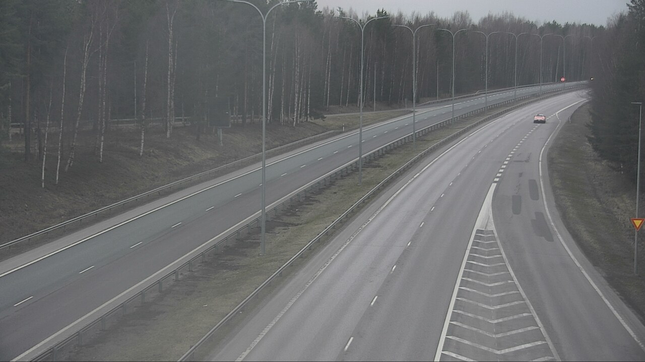 Weather Camera Image Väg 4 Uleåborg, Isko, Oulu, Pohjois-Pohjanmaa