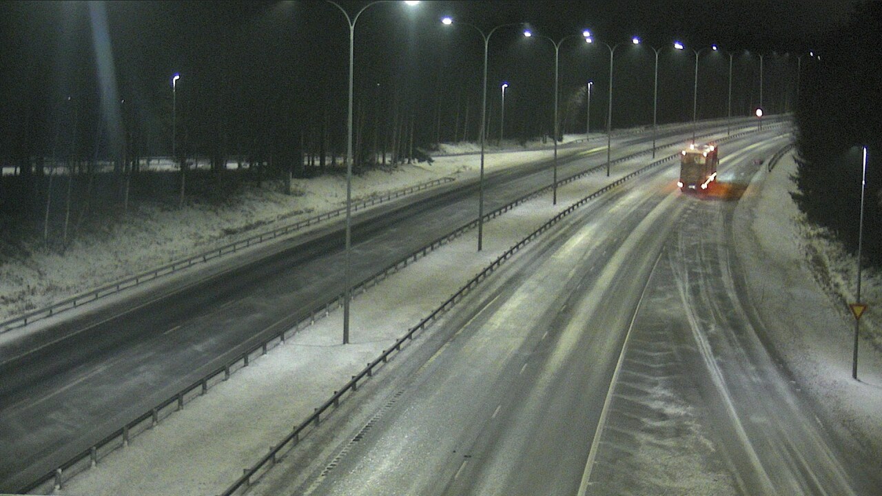 Weather Camera Image Road 4 Oulu, Isko, Oulu, Pohjois-Pohjanmaa