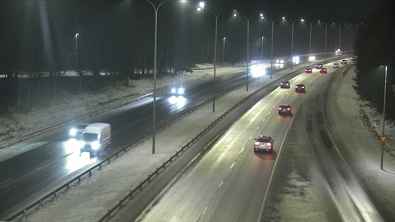 Weather Camera Image Väg 4 Uleåborg, Isko, Oulu, Pohjois-Pohjanmaa