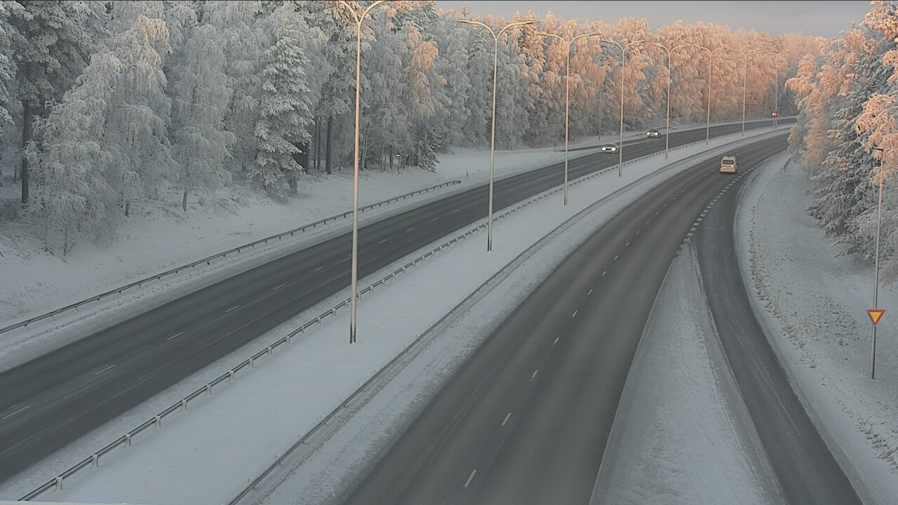 Weather Camera Image Road 4 Oulu, Isko, Oulu, Pohjois-Pohjanmaa