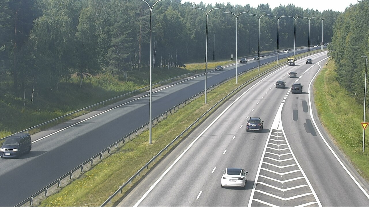 Weather Camera Image Road 4 Oulu, Isko, Oulu, Pohjois-Pohjanmaa