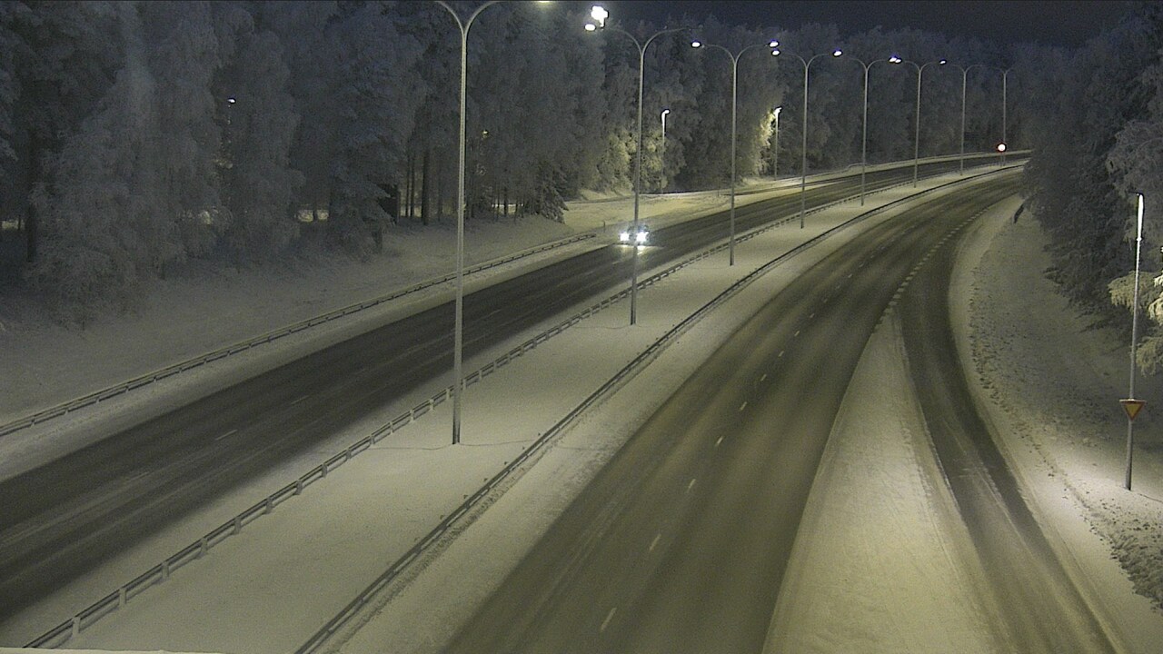 Weather Camera Image Road 4 Oulu, Isko, Oulu, Pohjois-Pohjanmaa