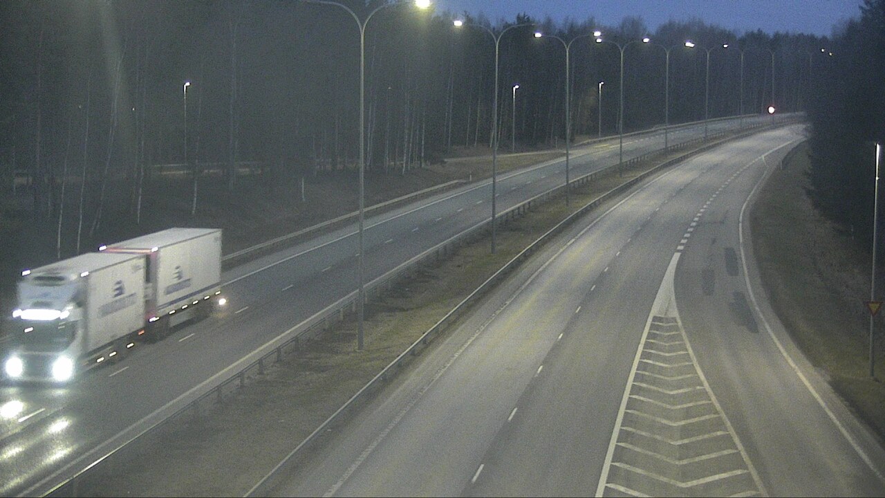 Weather Camera Image Väg 4 Uleåborg, Isko, Oulu, Pohjois-Pohjanmaa