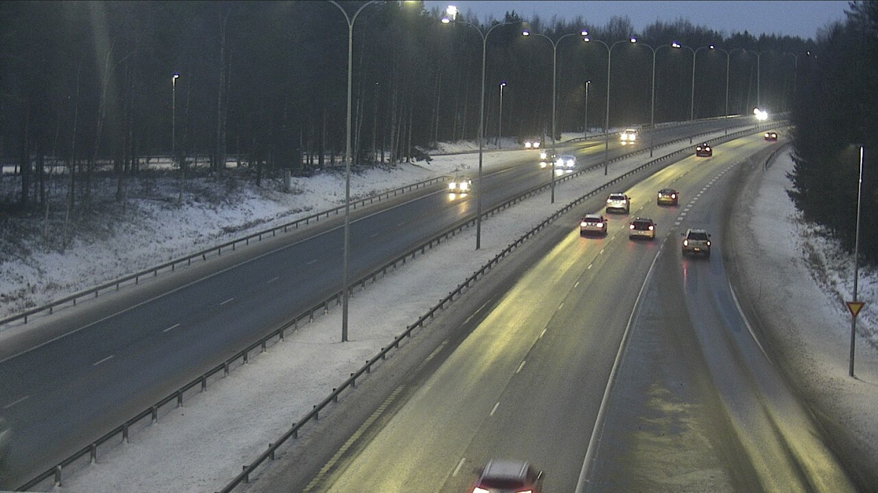 Weather Camera Image Väg 4 Uleåborg, Isko, Oulu, Pohjois-Pohjanmaa