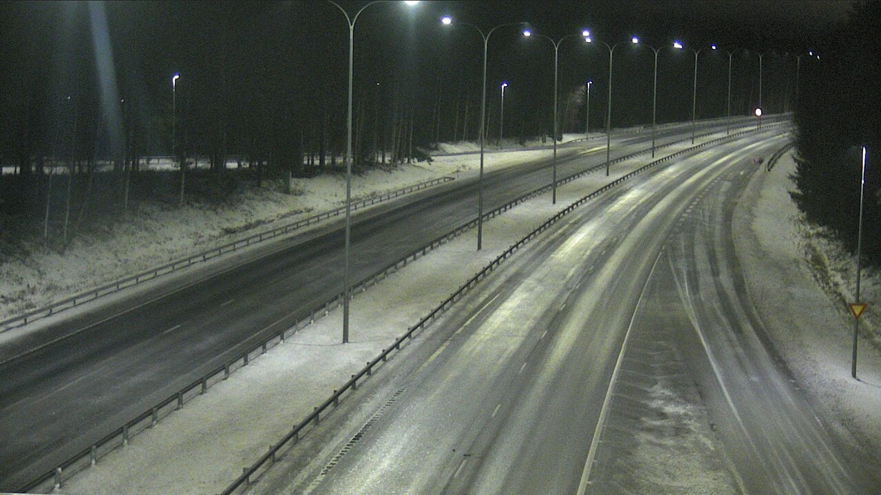 Weather Camera Image Road 4 Oulu, Isko, Oulu, Pohjois-Pohjanmaa