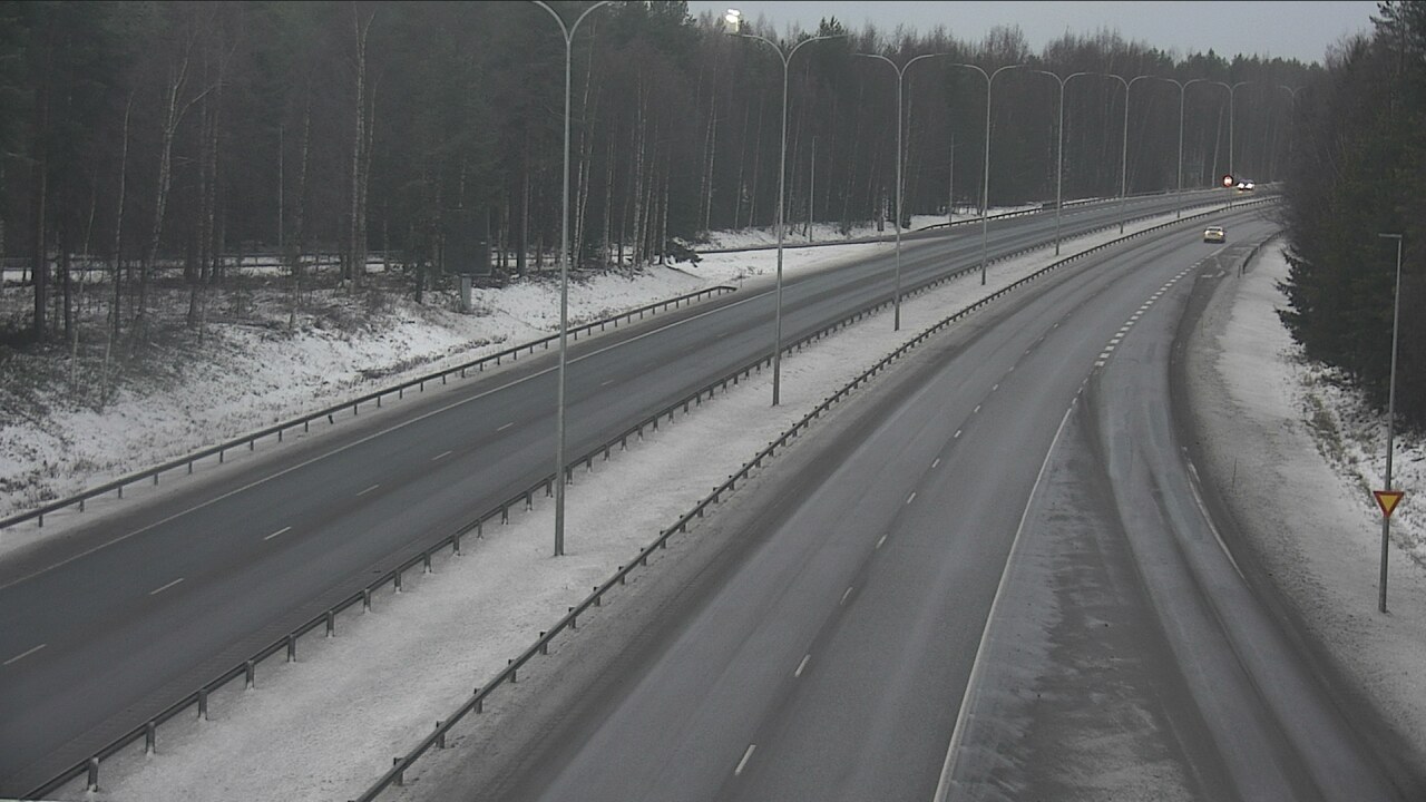 Weather Camera Image Road 4 Oulu, Isko, Oulu, Pohjois-Pohjanmaa