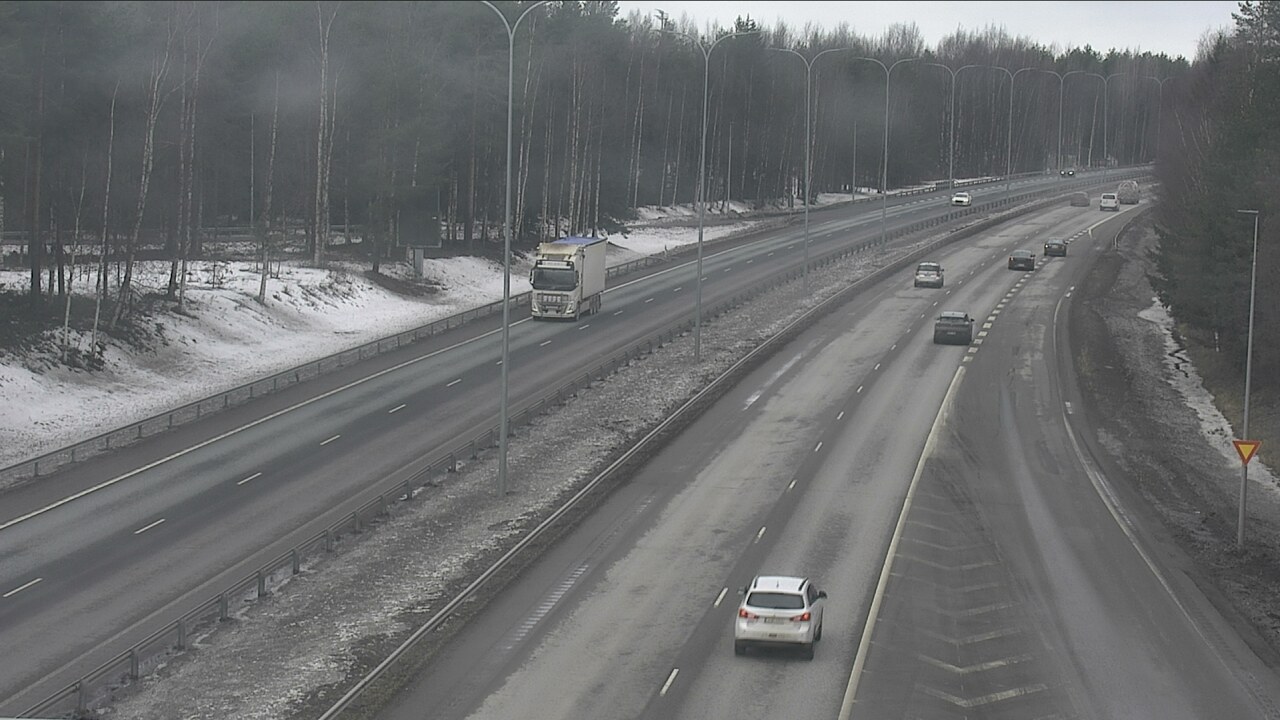 Weather Camera Image Road 4 Oulu, Isko, Oulu, Pohjois-Pohjanmaa