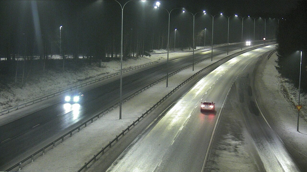 Weather Camera Image Väg 4 Uleåborg, Isko, Oulu, Pohjois-Pohjanmaa