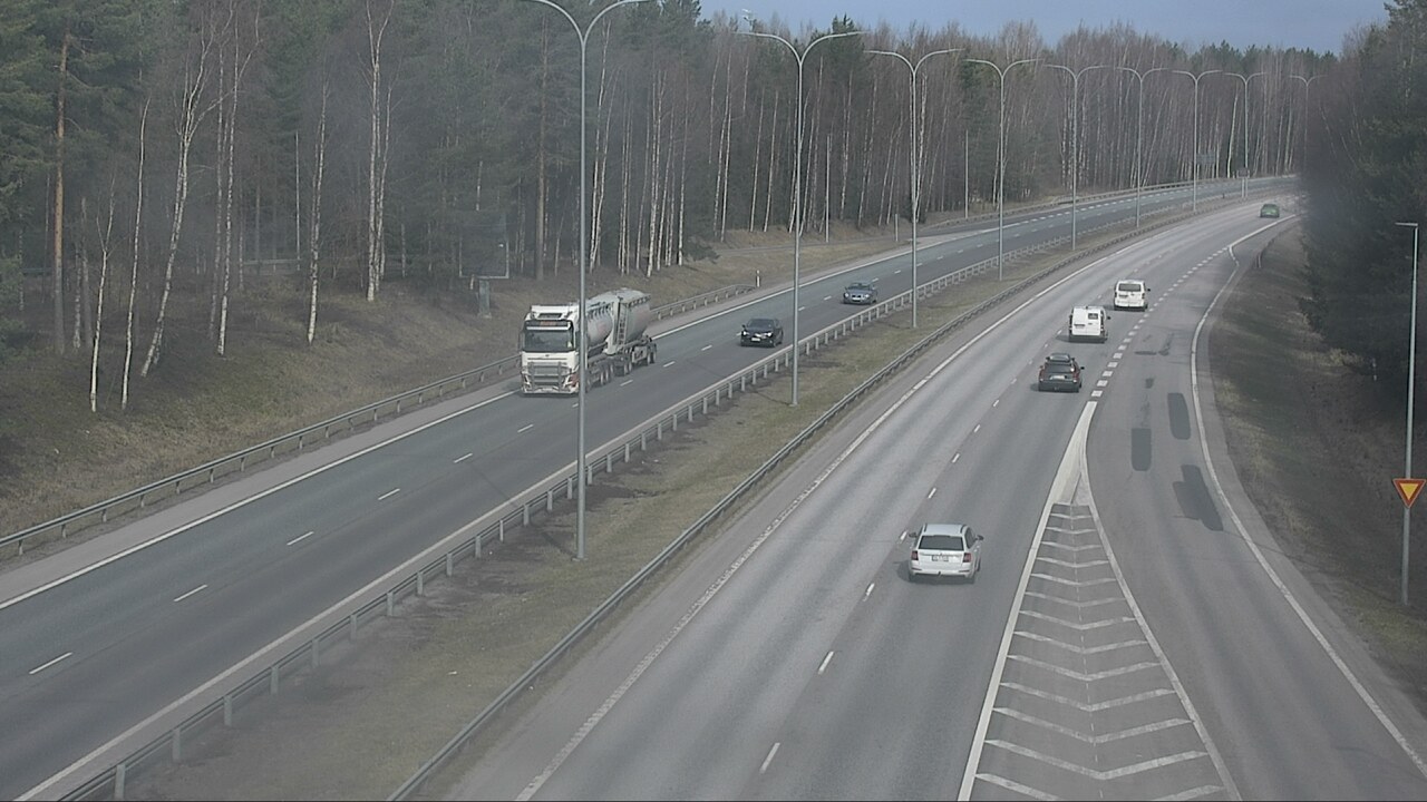 Weather Camera Image Väg 4 Uleåborg, Isko, Oulu, Pohjois-Pohjanmaa