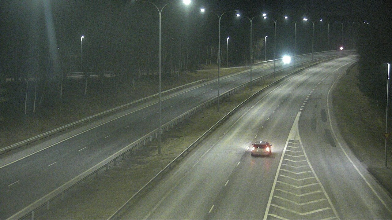 Weather Camera Image Road 4 Oulu, Isko, Oulu, Pohjois-Pohjanmaa