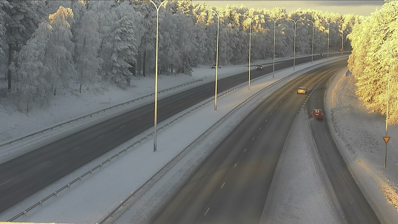 Weather Camera Image Road 4 Oulu, Isko, Oulu, Pohjois-Pohjanmaa