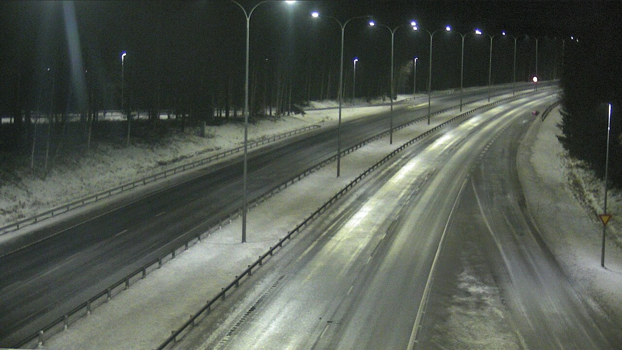 Weather Camera Image Road 4 Oulu, Isko, Oulu, Pohjois-Pohjanmaa