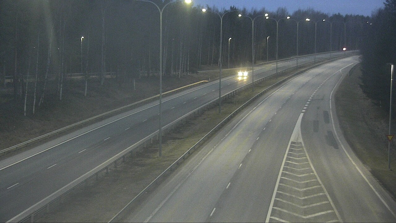 Weather Camera Image Väg 4 Uleåborg, Isko, Oulu, Pohjois-Pohjanmaa