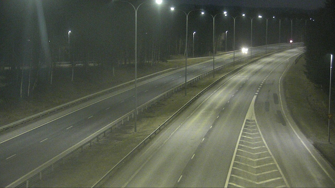 Weather Camera Image Väg 4 Uleåborg, Isko, Oulu, Pohjois-Pohjanmaa