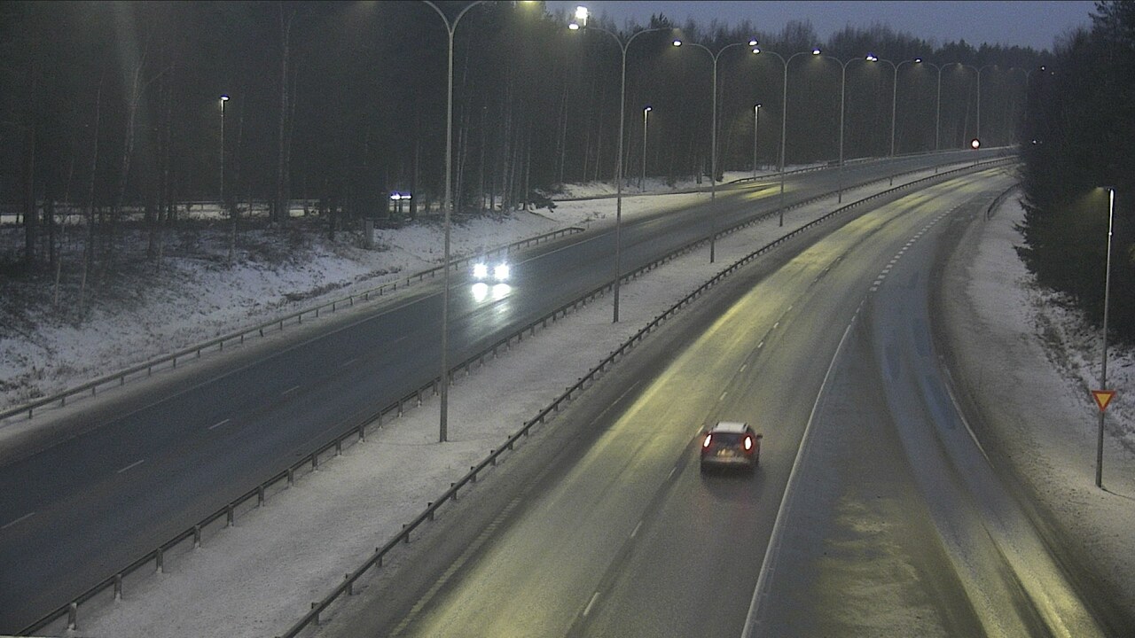 Weather Camera Image Road 4 Oulu, Isko, Oulu, Pohjois-Pohjanmaa