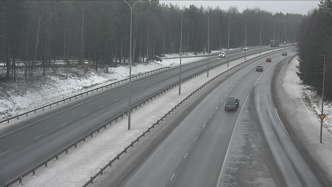 Weather Camera Image Road 4 Oulu, Isko, Oulu, Pohjois-Pohjanmaa