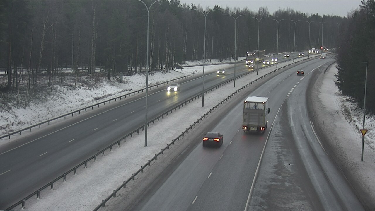 Weather Camera Image Road 4 Oulu, Isko, Oulu, Pohjois-Pohjanmaa