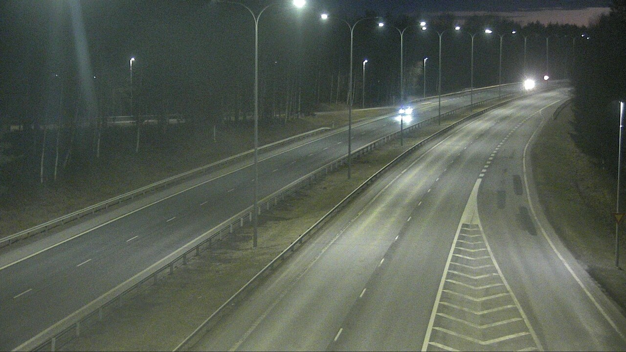 Weather Camera Image Road 4 Oulu, Isko, Oulu, Pohjois-Pohjanmaa