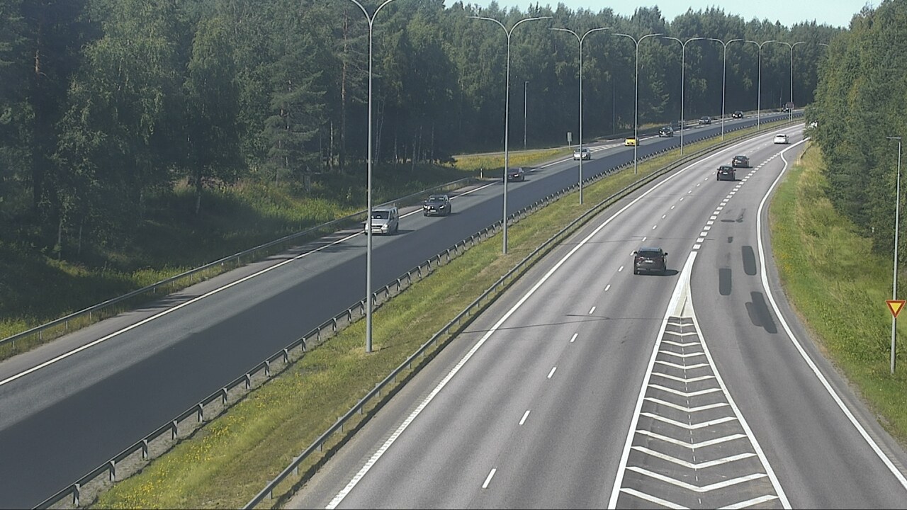 Weather Camera Image Road 4 Oulu, Isko, Oulu, Pohjois-Pohjanmaa
