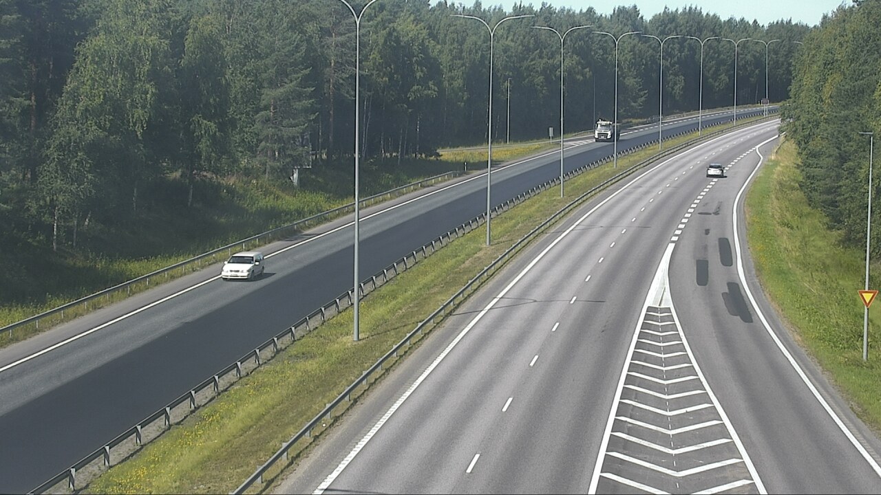 Weather Camera Image Väg 4 Uleåborg, Isko, Oulu, Pohjois-Pohjanmaa