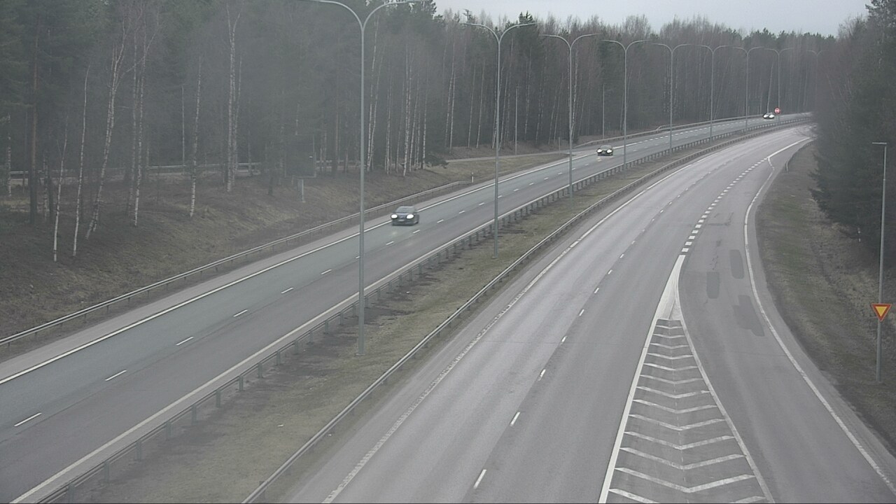 Weather Camera Image Väg 4 Uleåborg, Isko, Oulu, Pohjois-Pohjanmaa